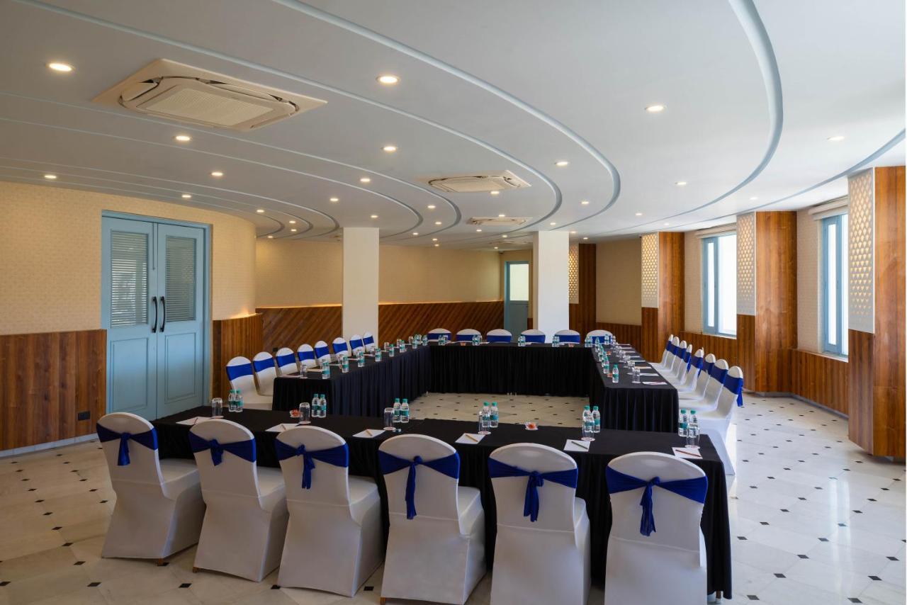 Ramee Royal Resort & Spa - Udaipur Dış mekan fotoğraf