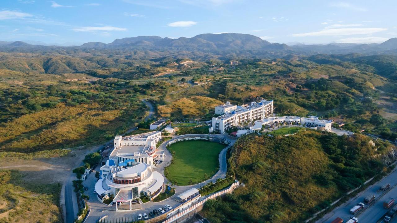 Ramee Royal Resort & Spa - Udaipur Dış mekan fotoğraf